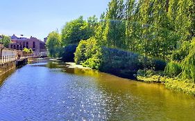 Cocoa River - Quiet City Centre, Close To The Shambles, On The River, Two Bed, Two Bath, Allocated Parking